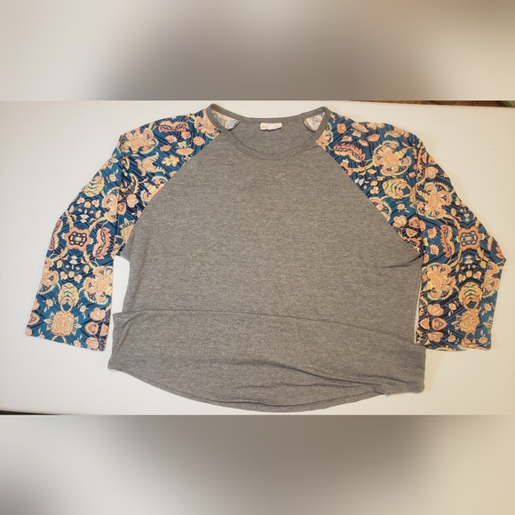 LuLaRoe Randy 2XL Grey with Floral Sleeves - Picture 2 of 9